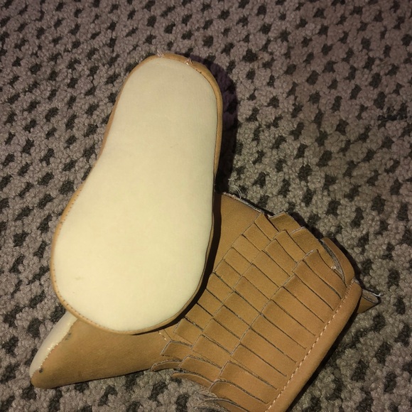 Infant Fringe Boots! - Picture 5 of 5